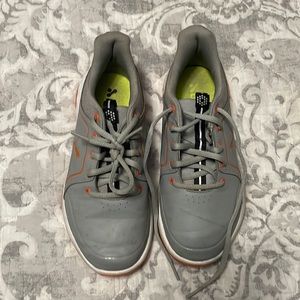 Puma Boys Golf shoes size 4C